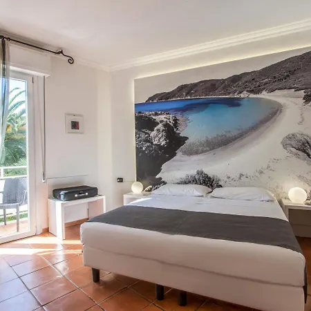 Hotel Barracuda 4*